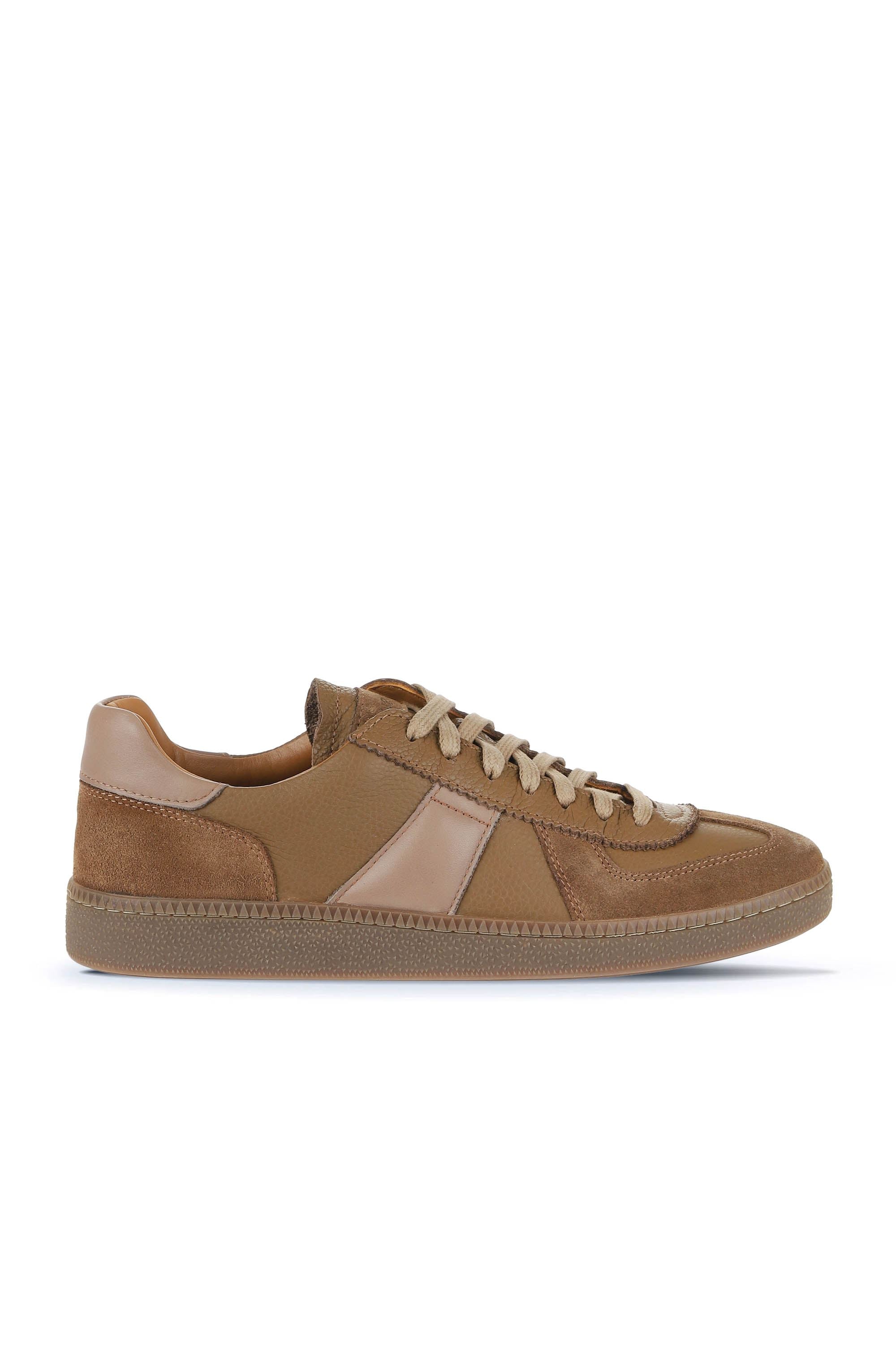 Bueno Men's Leather Sneaker