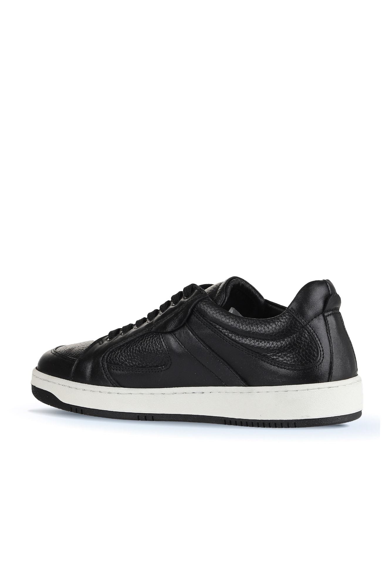 Bueno Men's Leather Sneaker