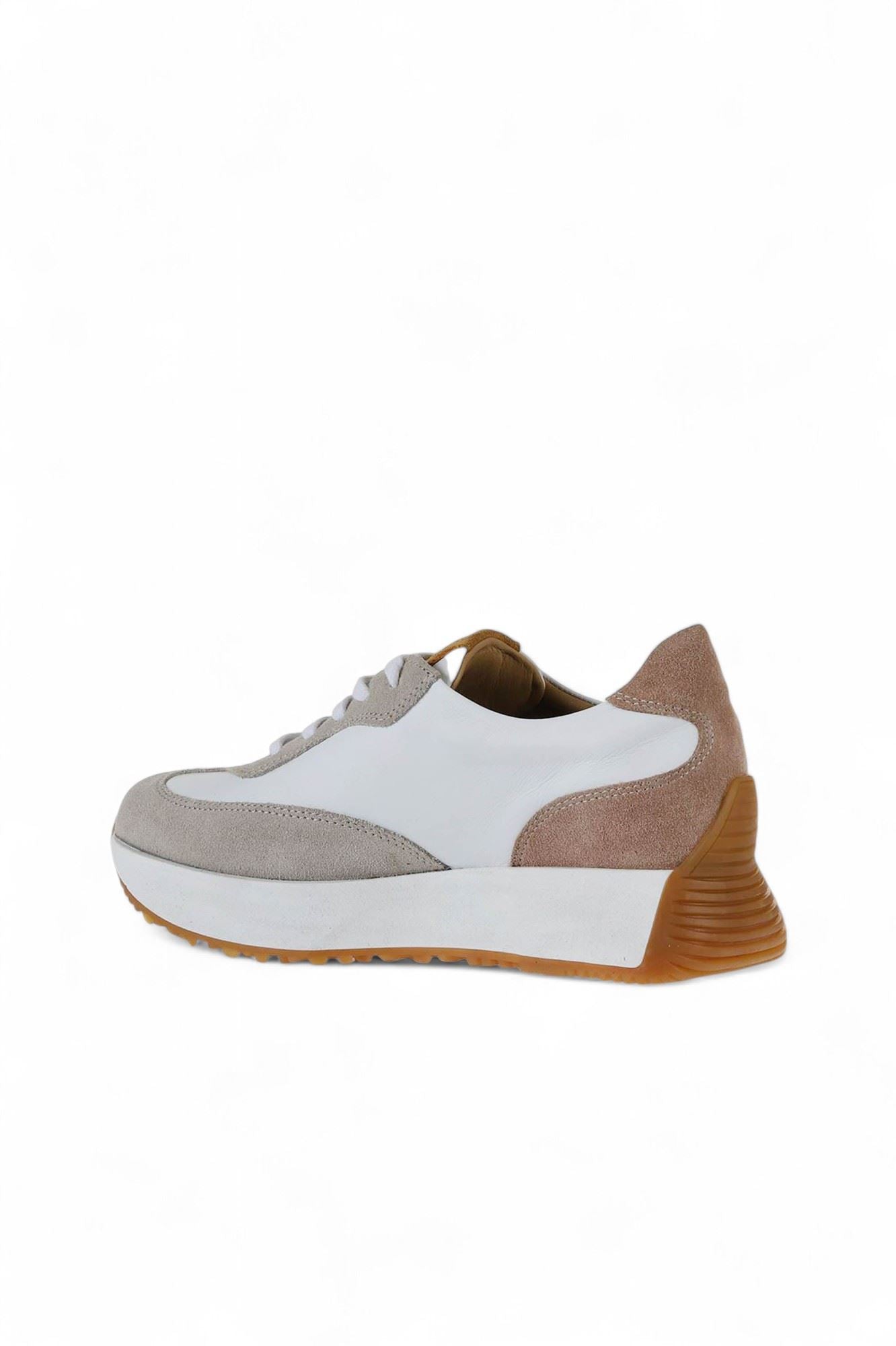 Bueno Women's Leather Sneaker