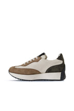 Bueno Women's Leather Sneaker