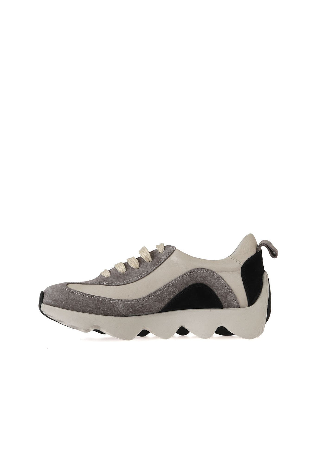 Bueno Women's Leather Sneaker