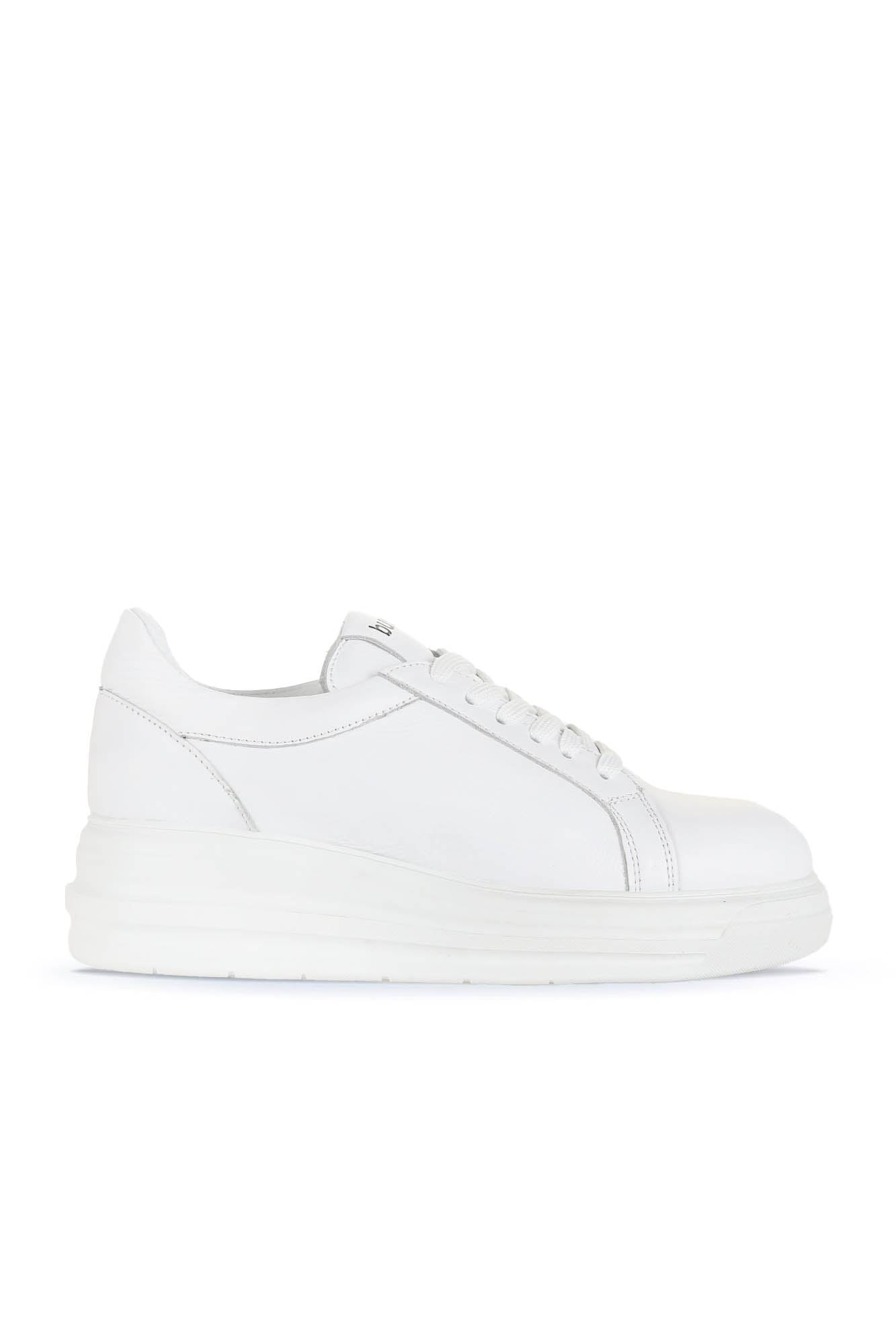 Bueno Women's Leather Sneaker