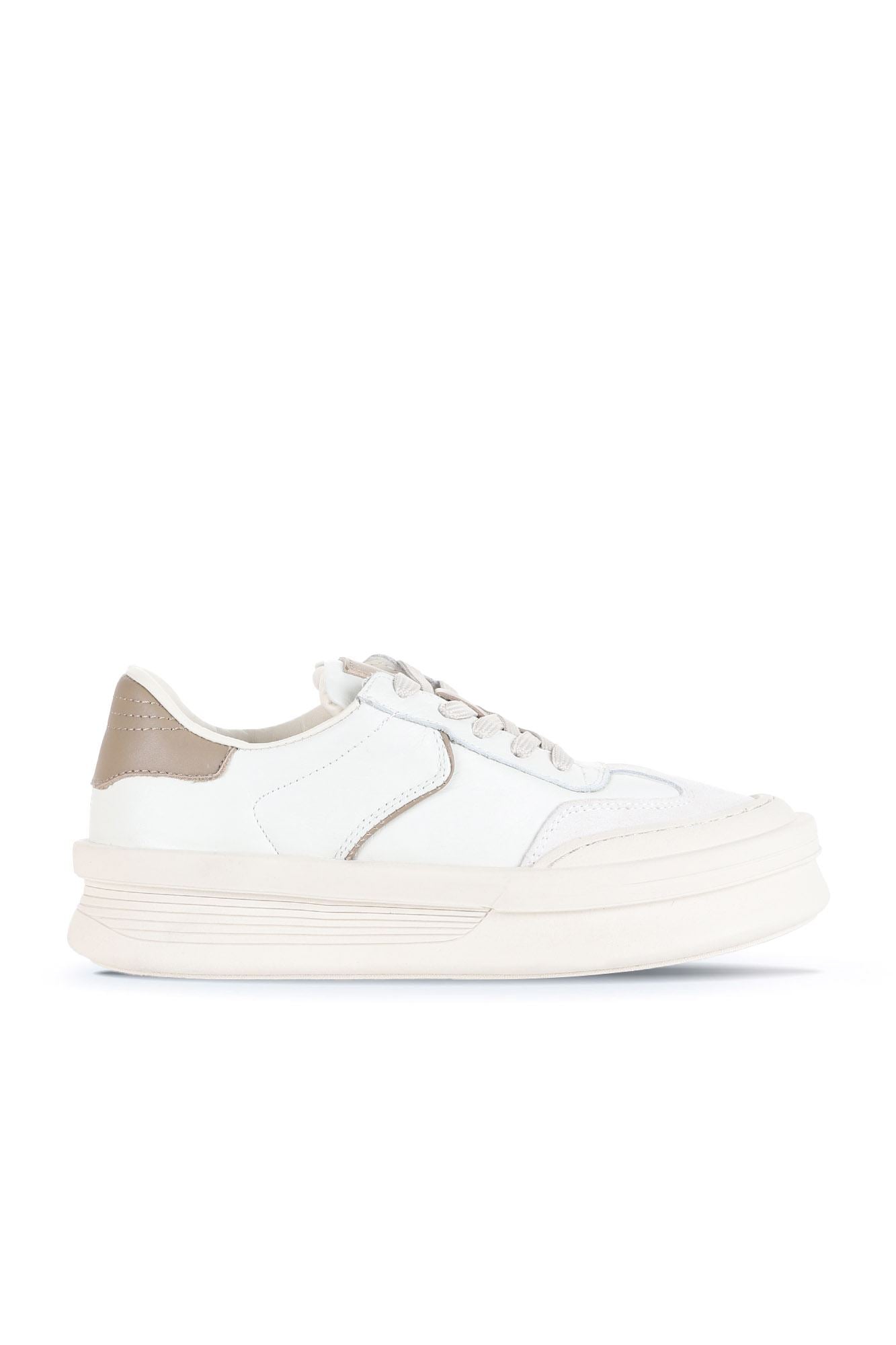 Bueno Women's Leather Sneaker