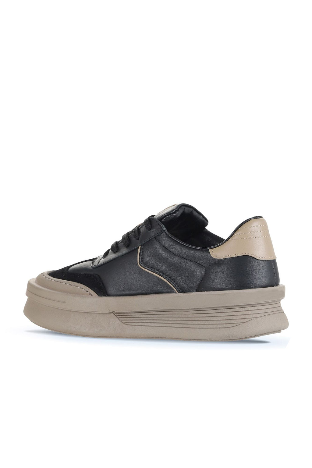 Bueno Women's Leather Sneaker