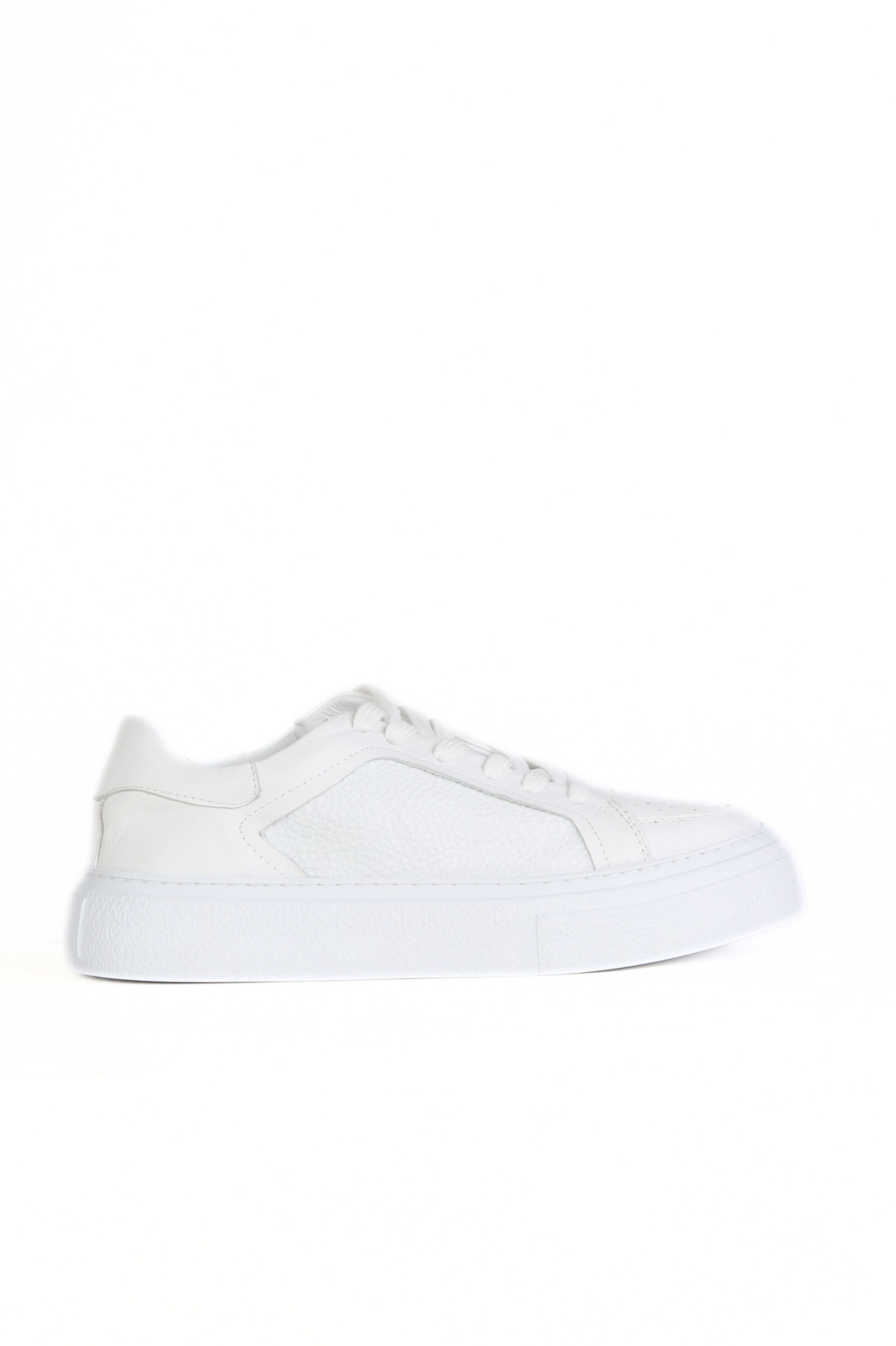 Bueno Women's Leather Sneaker