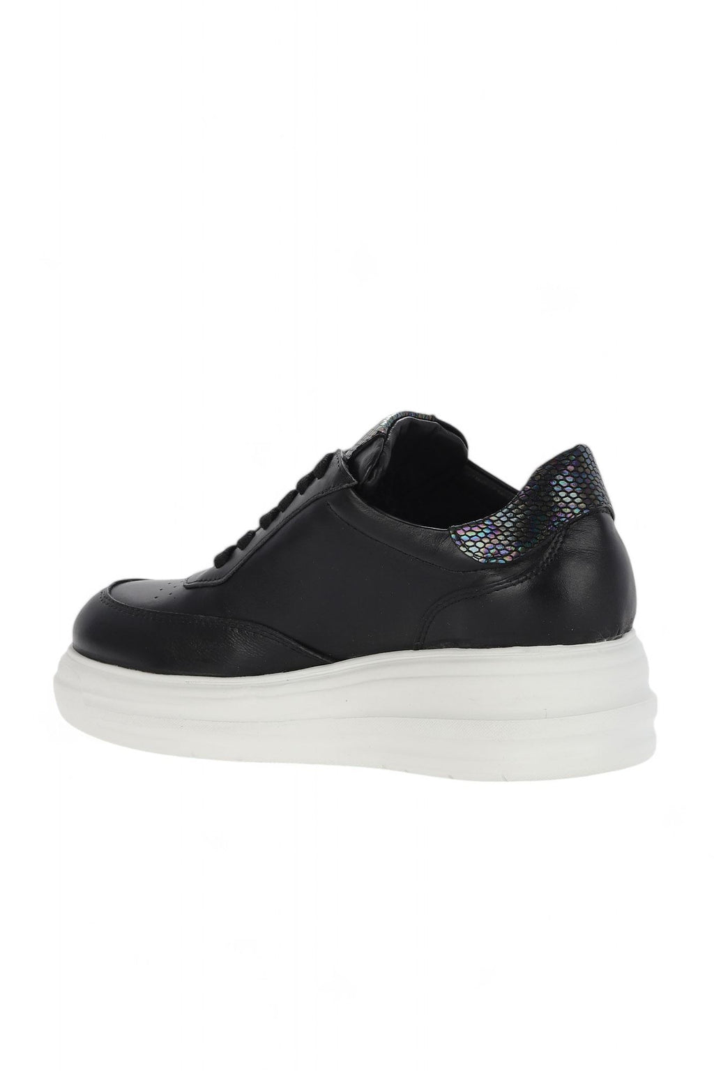Bueno Women's Leather Sneaker