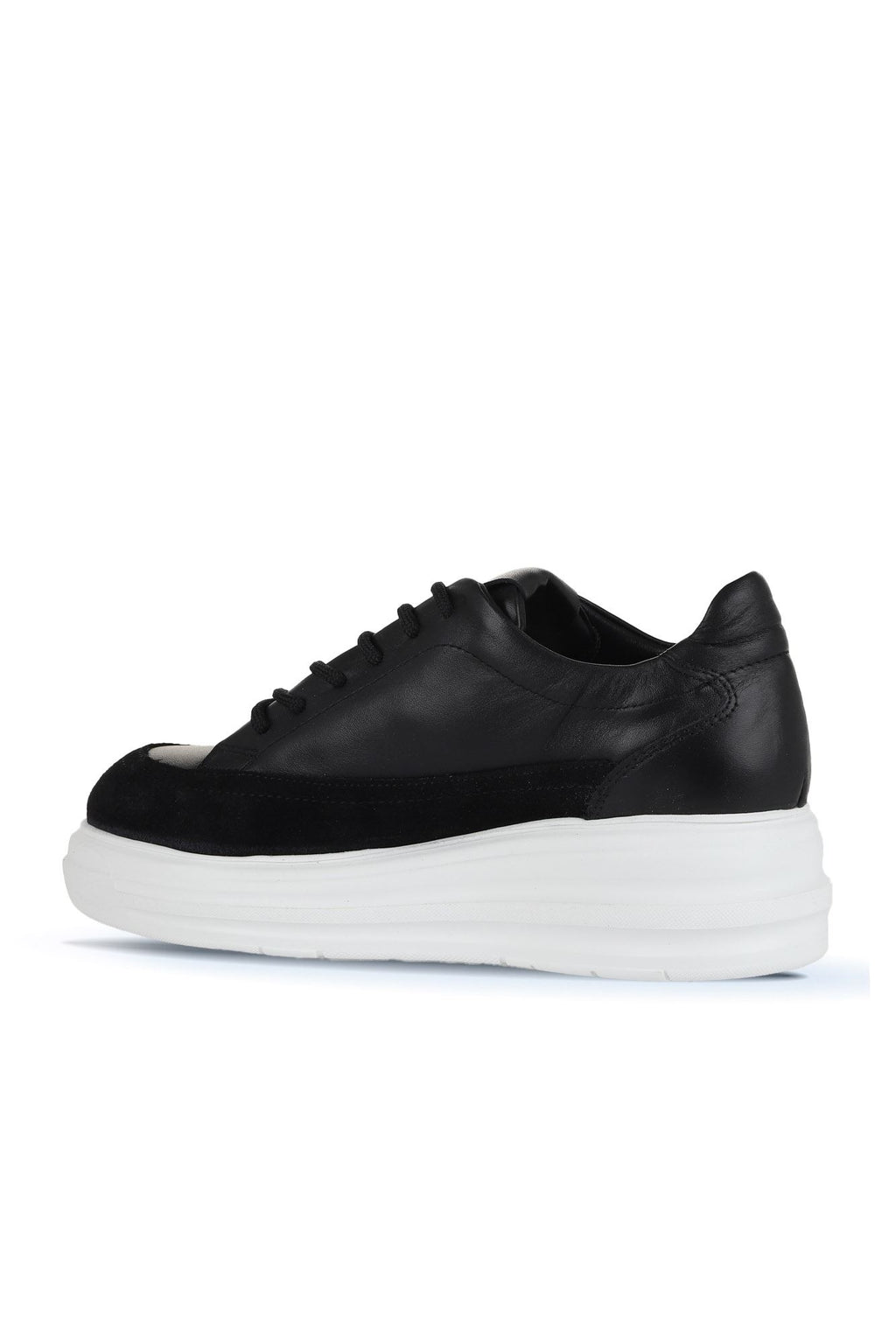 Bueno Women's Leather Sneaker