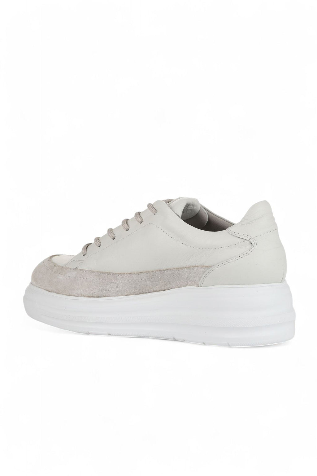 Bueno Women's Leather Sneaker