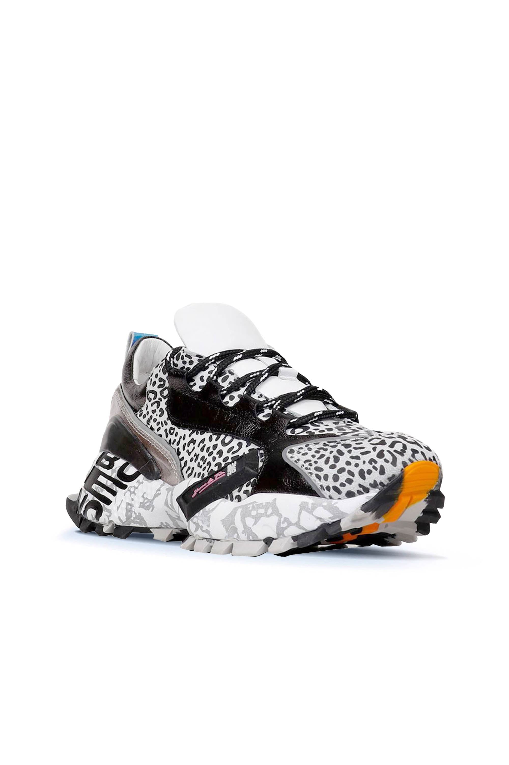 Bueno Women's Leather Sneaker