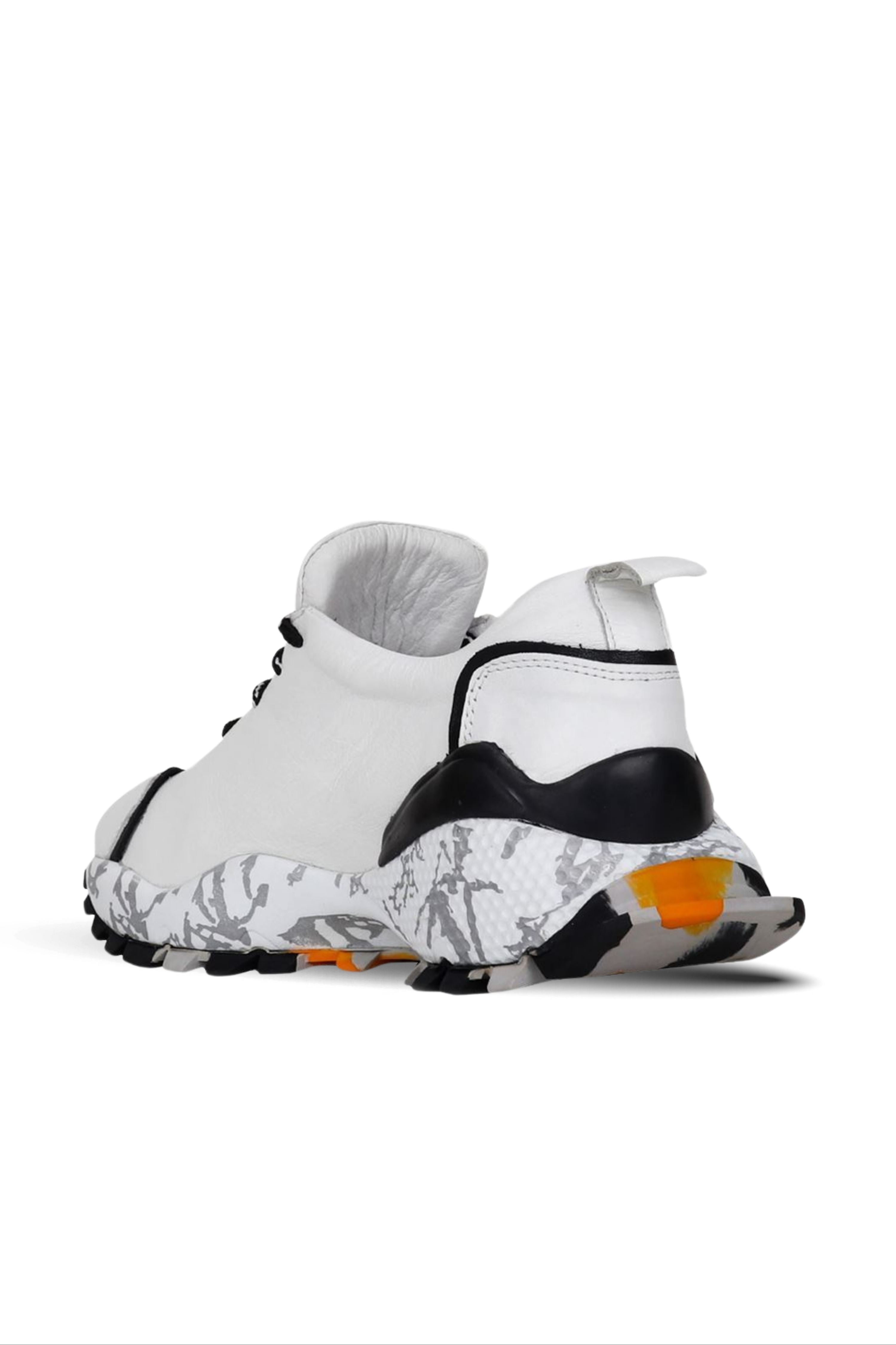 Bueno Women's Leather Sneaker