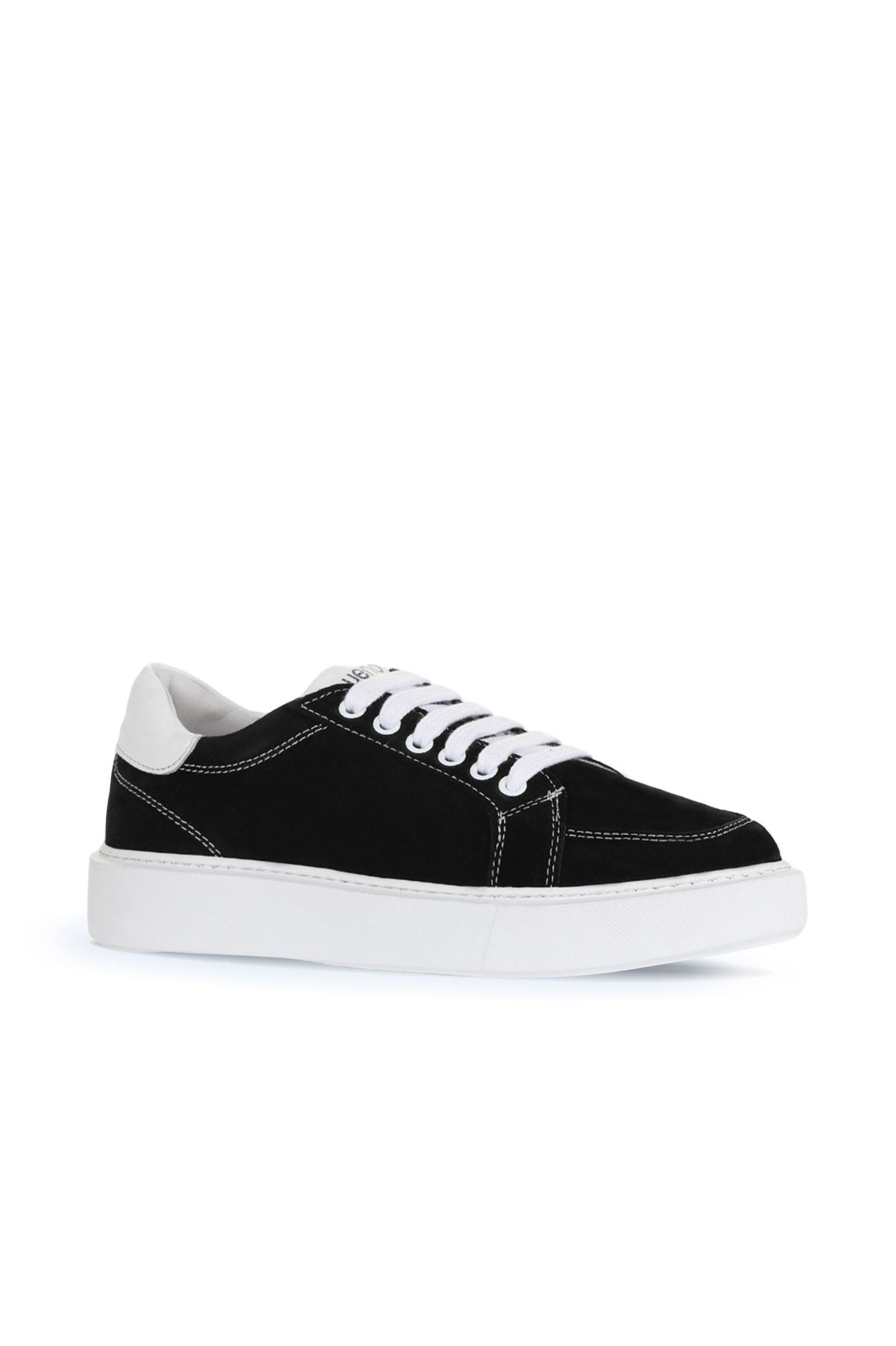 Bueno Women's Leather Sneaker