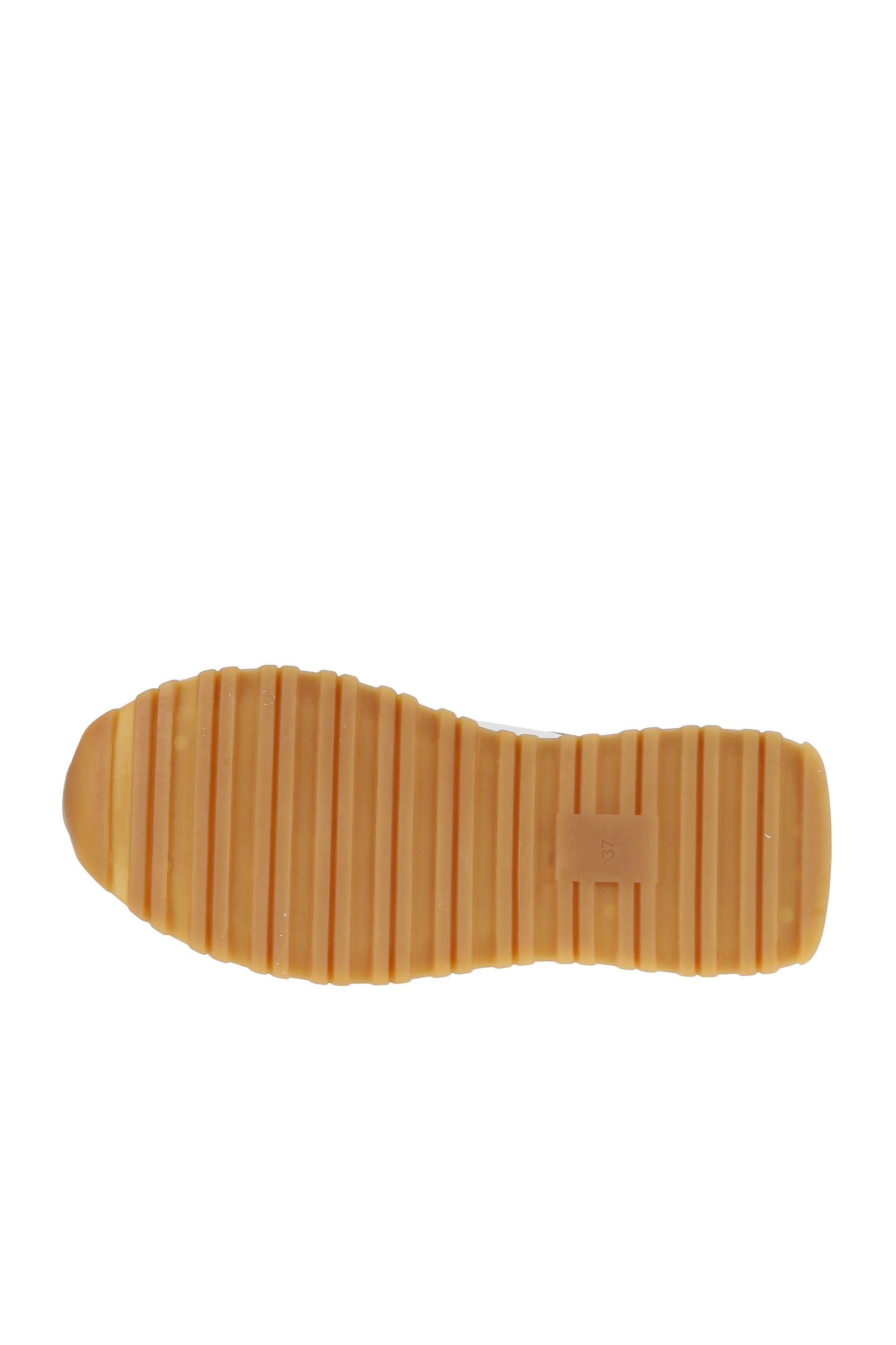 Bueno Women's Leather Sneaker