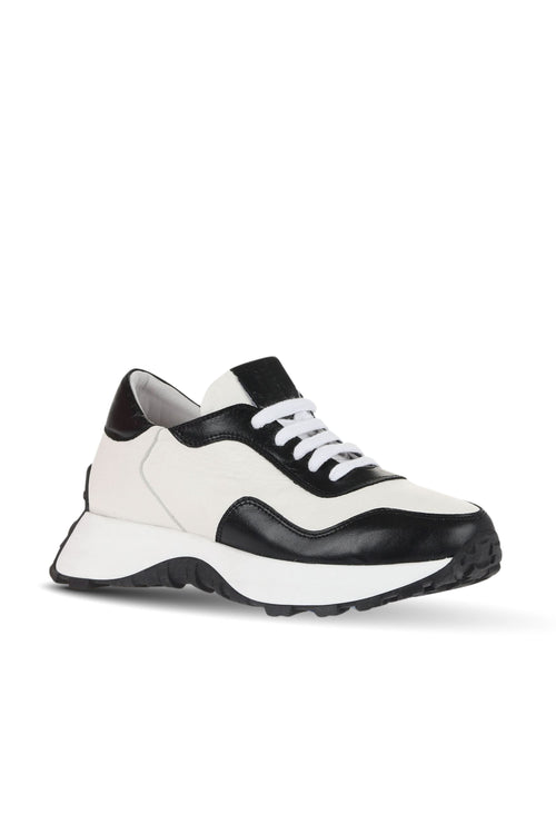 Bueno 's  in black multi leather