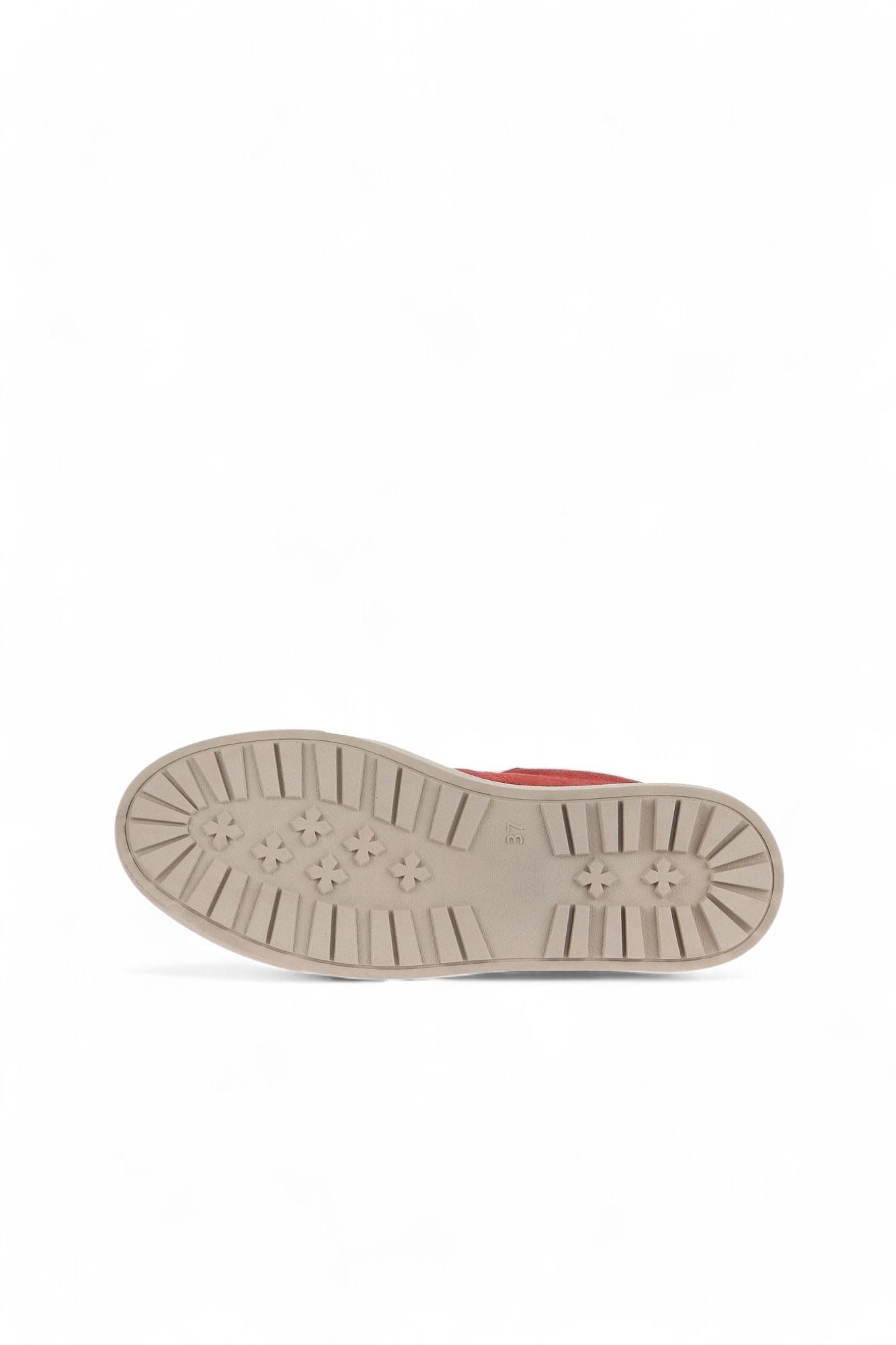 Bueno Women's Leather Sneaker