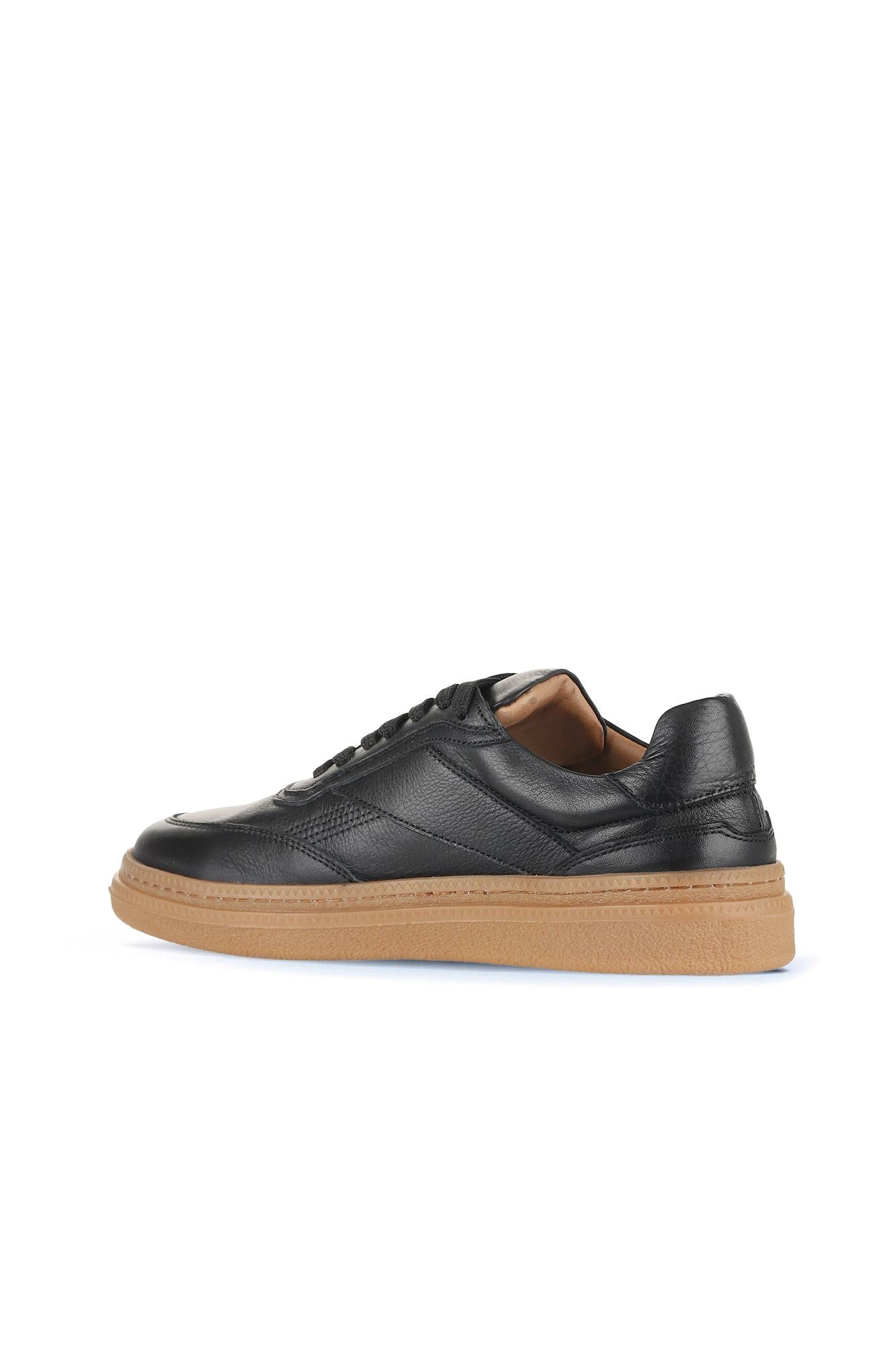 Bueno Women's Leather Sneaker