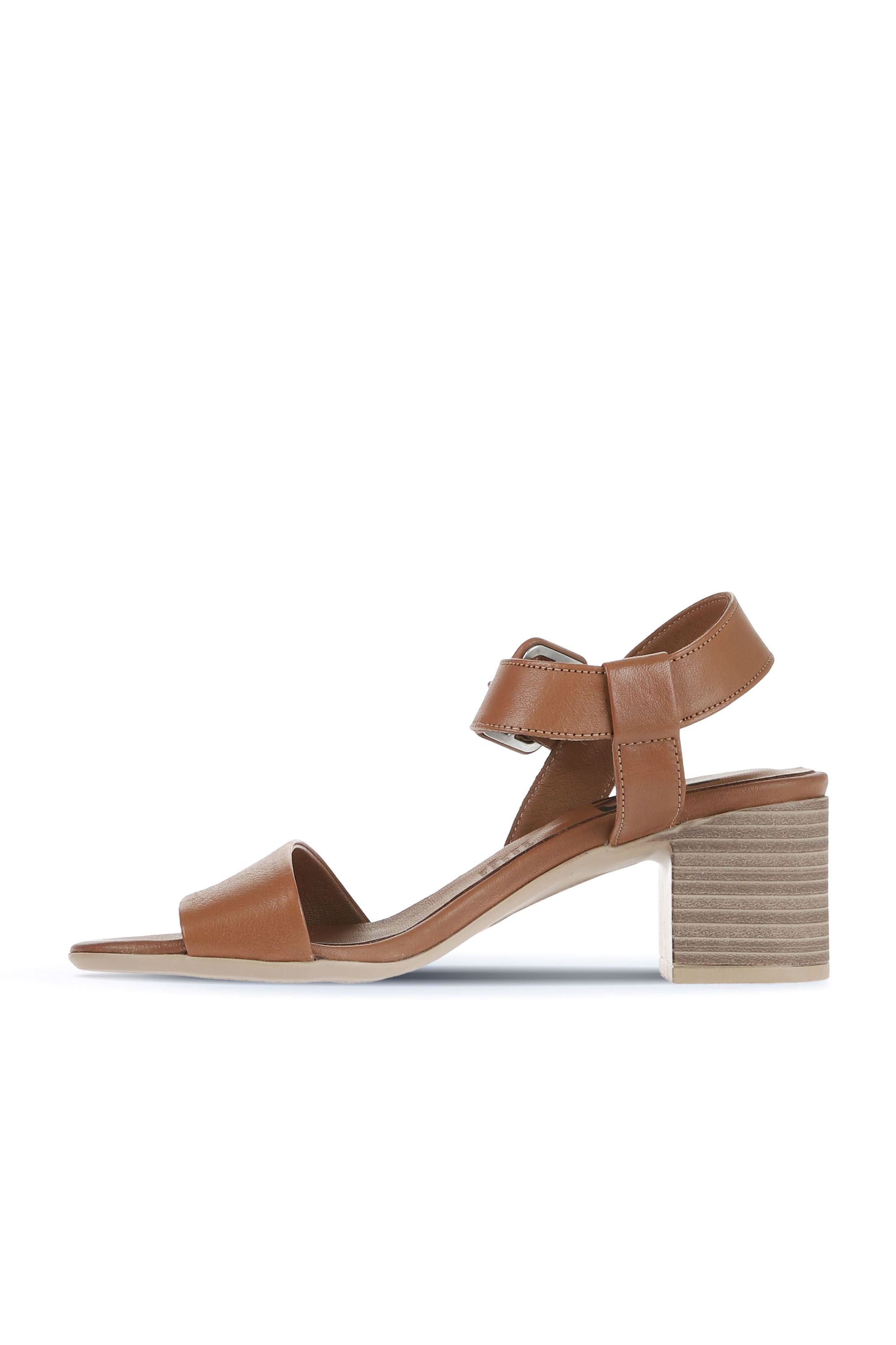 Bueno Women's Leather Heeled Sandal