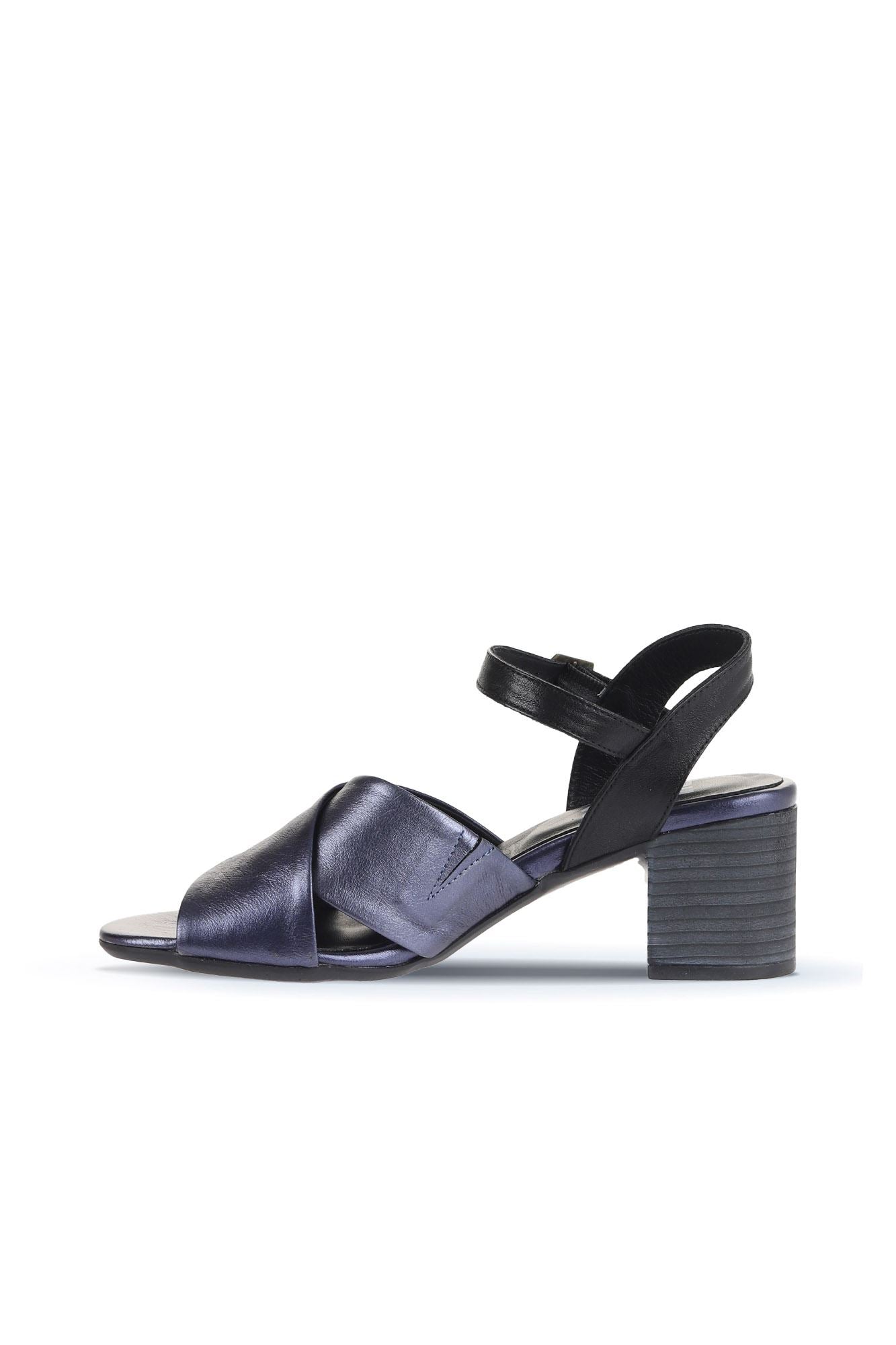 Bueno Women's Leather Heeled Sandal