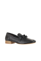 Bueno Women's Leather Low-Heel Shoe