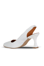 Bueno Women's Leather Heeled Shoe