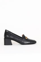 Bueno 's  in black leather
