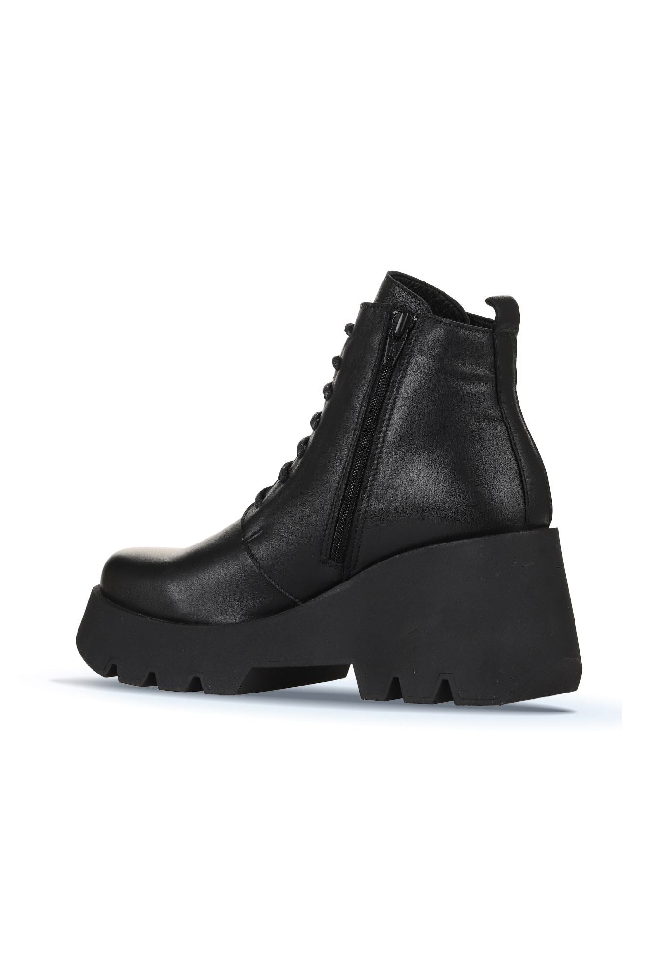 Bueno Women's Leather Wedge Boot