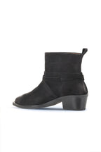 Bueno Women's Leather Heeled Boot