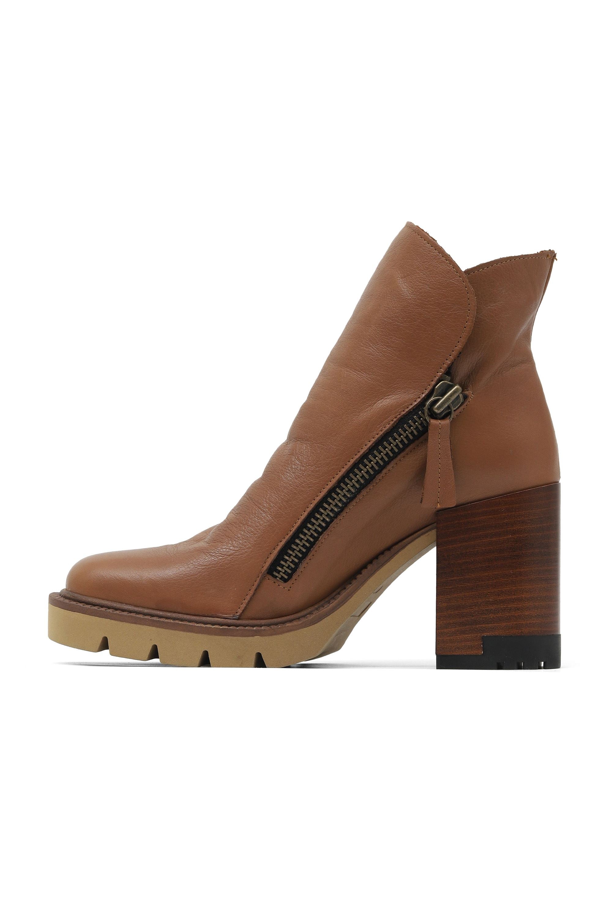 Bueno Women's Leather Heeled Boot