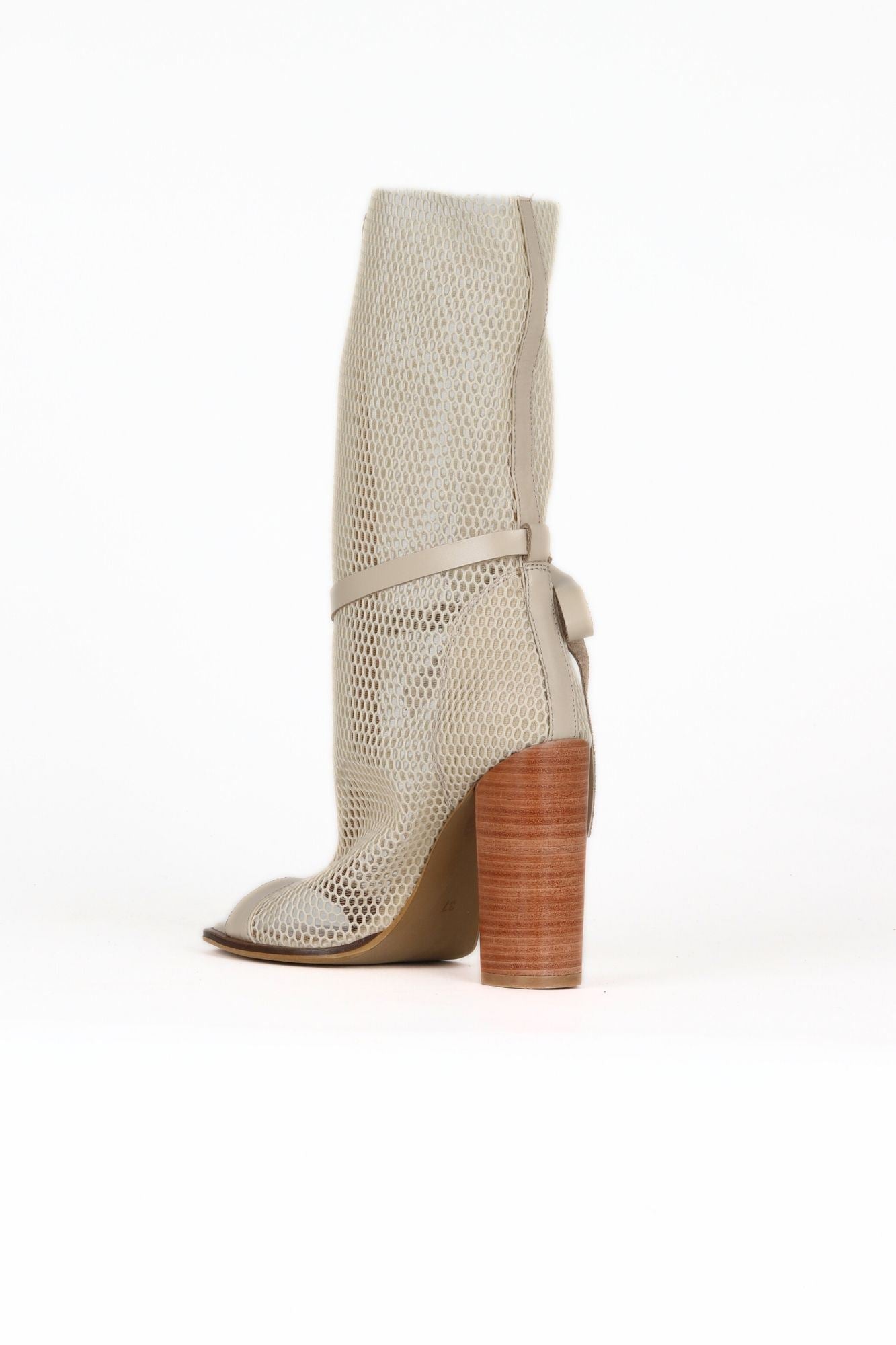 Bueno Women's Leather Heeled Boot