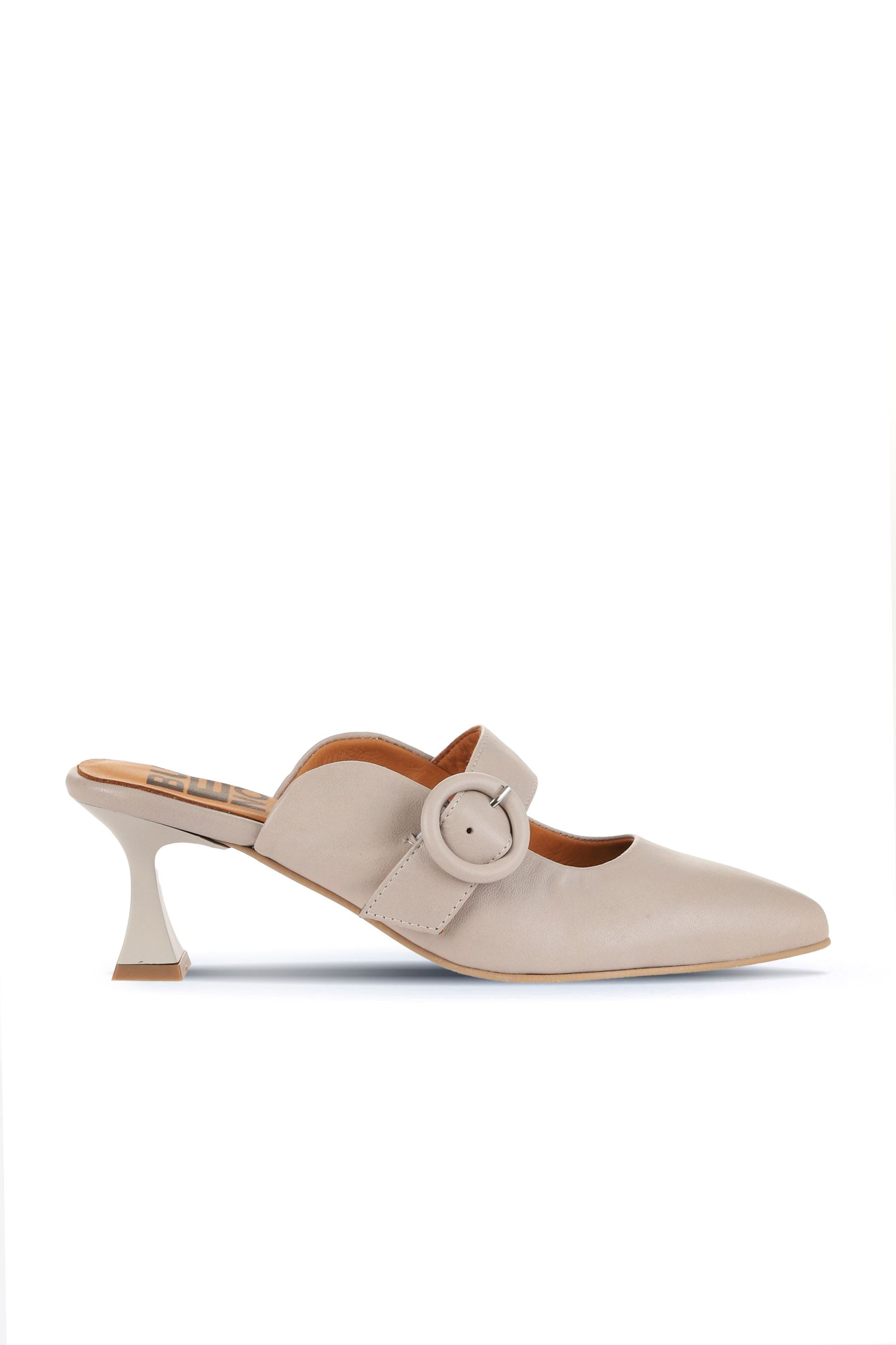 Bueno Women's Leather Heeled Slipper