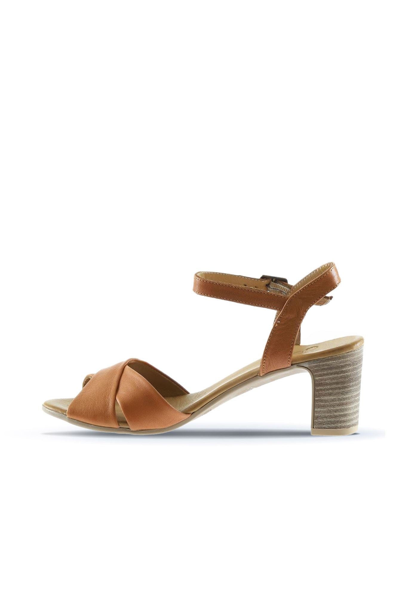 Bueno Women's Leather Heeled Sandal
