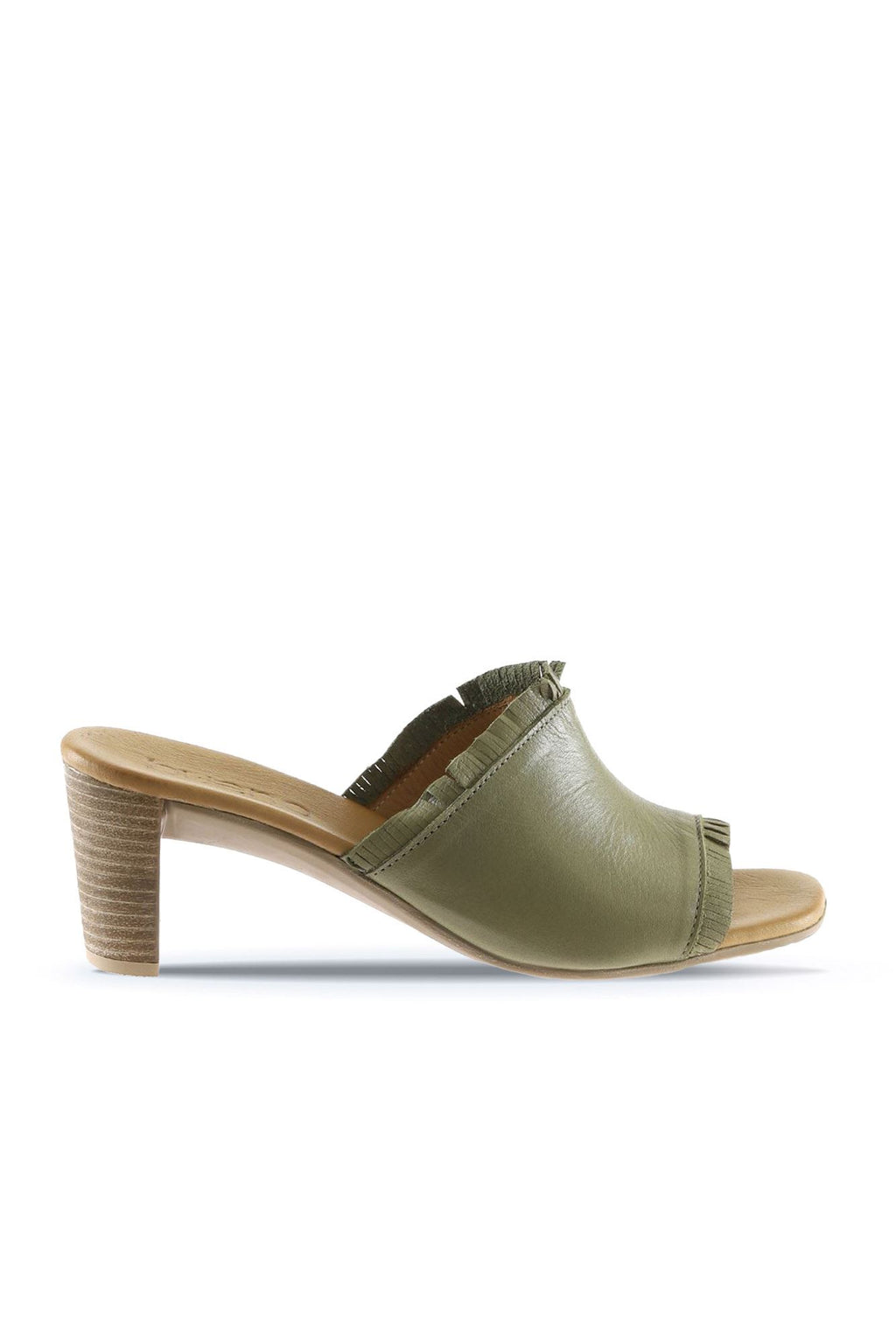 Bueno Women's Leather Heeled Slipper