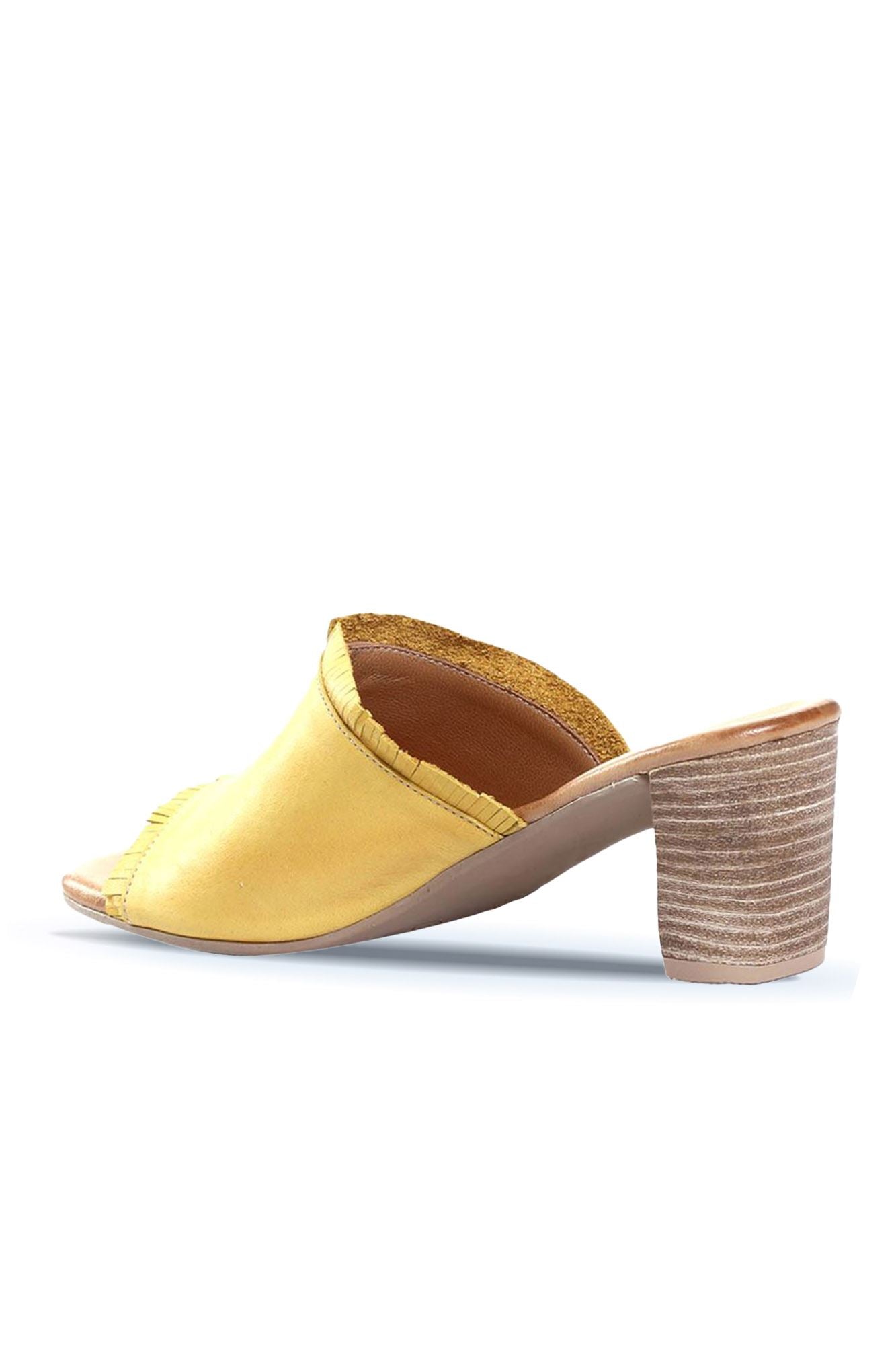 Bueno Women's Leather Heeled Slipper
