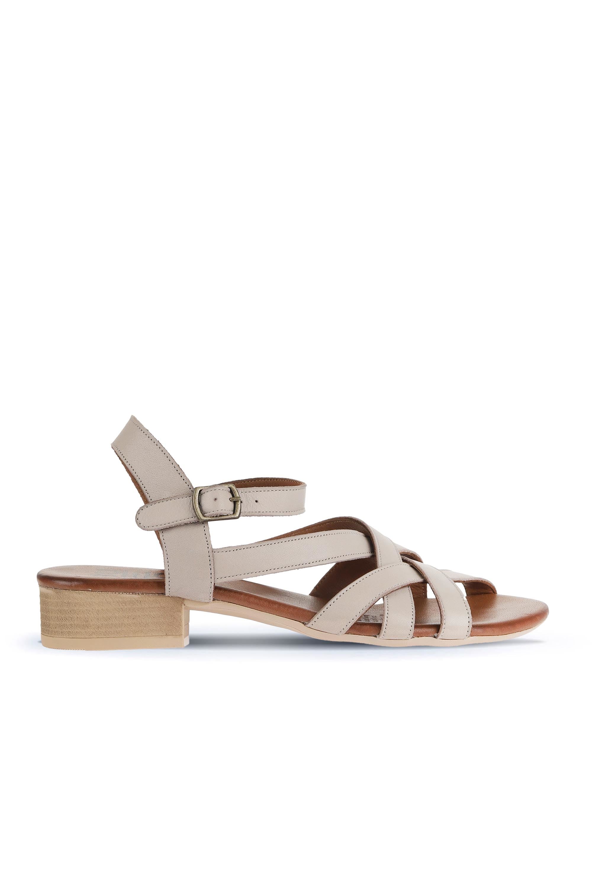 Bueno Women's Leather Low-Heel Sandal