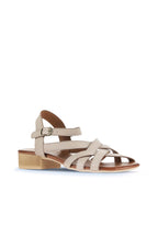 Bueno Women's Leather Low-Heel Sandal