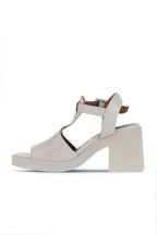 Bueno Women's Leather Heeled Sandal