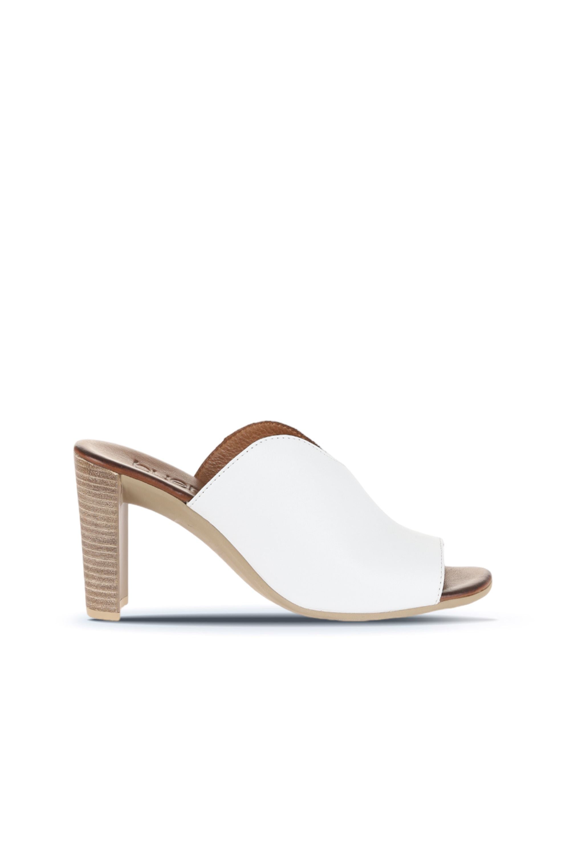 Bueno Women's Leather Heeled Slipper