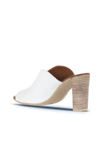 Bueno Women's Leather Heeled Slipper