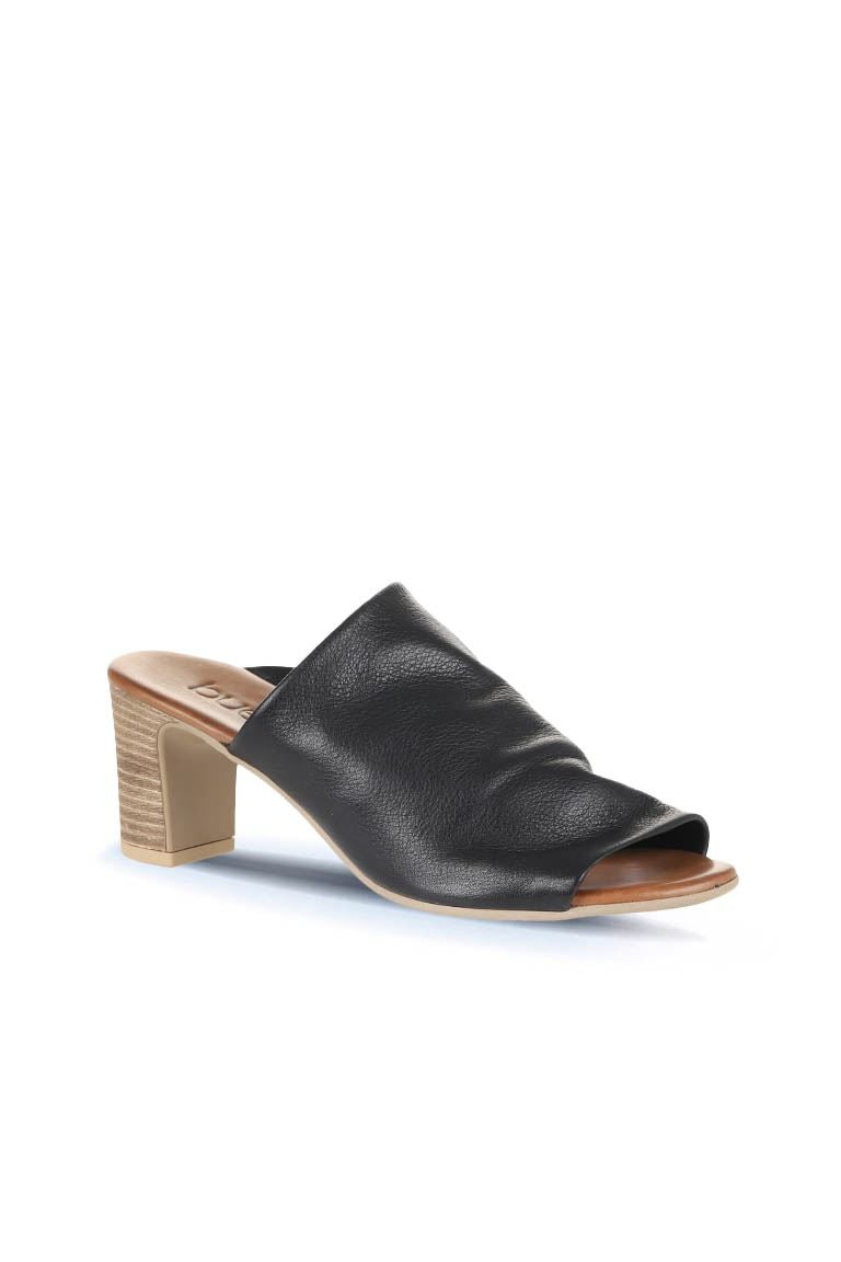 Bueno Women's Leather Heeled Slipper